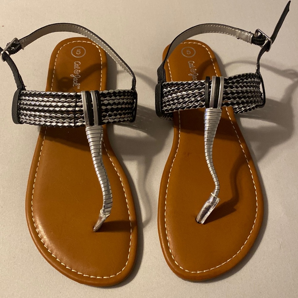NWOT- Cat and jack black and silver sandals